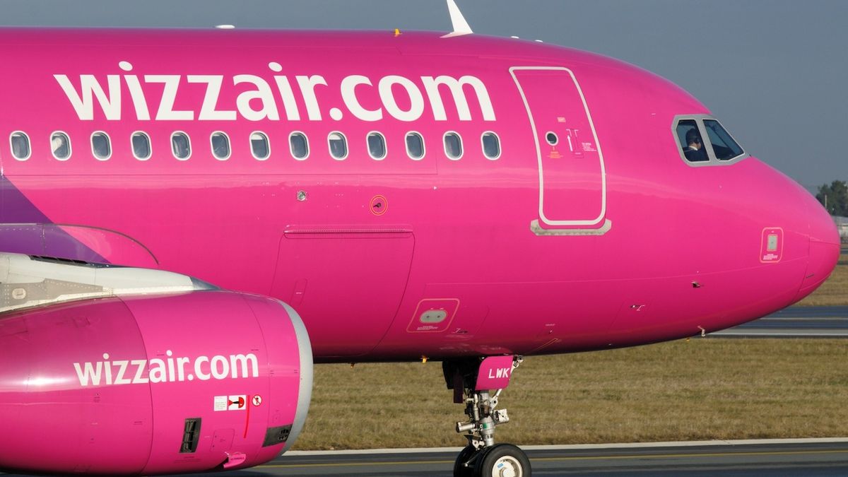 Wizz Air nabízí ukrajinským uprchlíkům 100 tisíc letenek zdarma